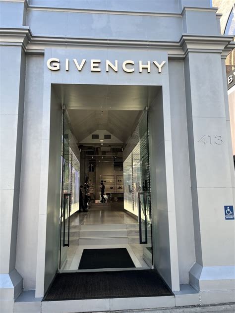 givenchy phone number.